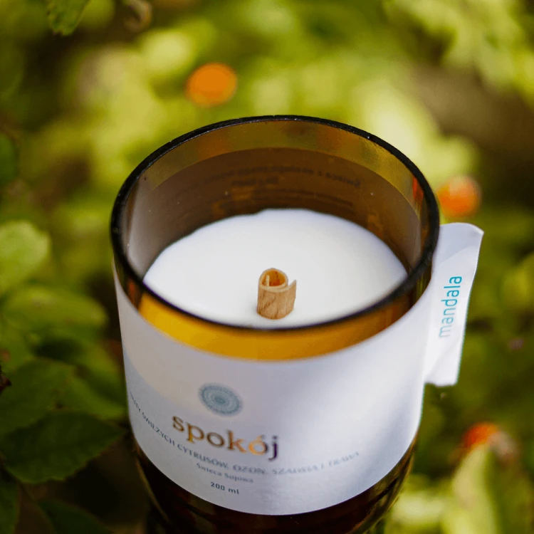 Ekologiczna świeca sojowa SPOKÓJ 200 ml 
Mandala HARMONY by Mandala Yoga