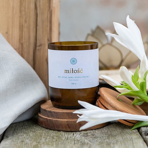Ekologiczna świeca sojowa MIŁOŚĆ 200 ml 
Mandala HARMONY by Mandala Yoga