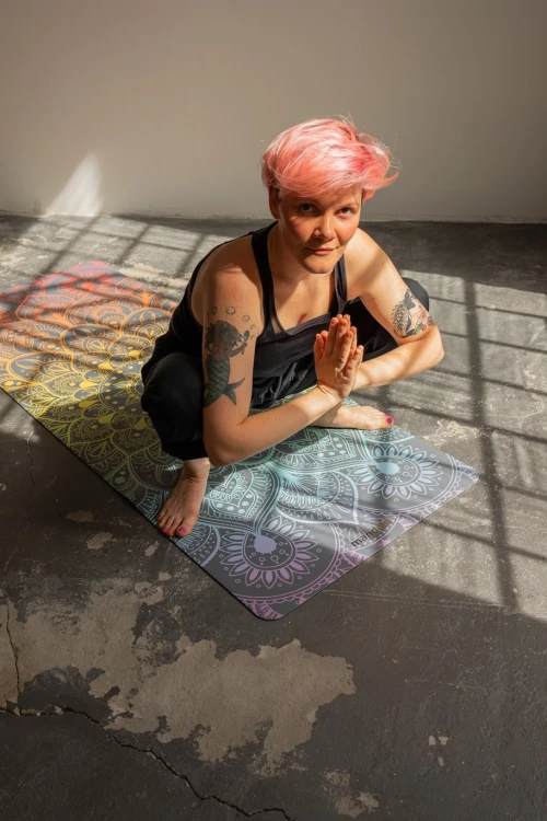 Antypoślizgowa-mata-PU-Chakra-Mandala-4mm-Mandala-Yoga-1.webp