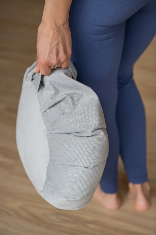 poduszka do medytacji i YIN jasnoszara mandala yoga 1.webp